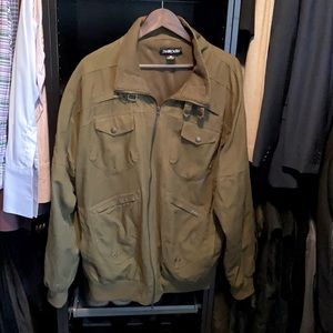 Pelle Pelle, olive-colored zip up Fall/Winter waist jacket.  Size XXL.